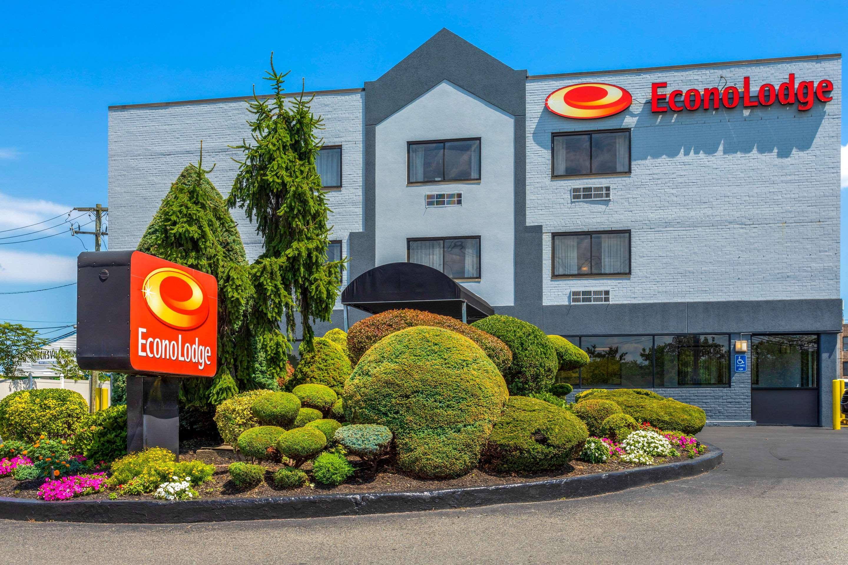 Econo Lodge Hicksville Exterior photo